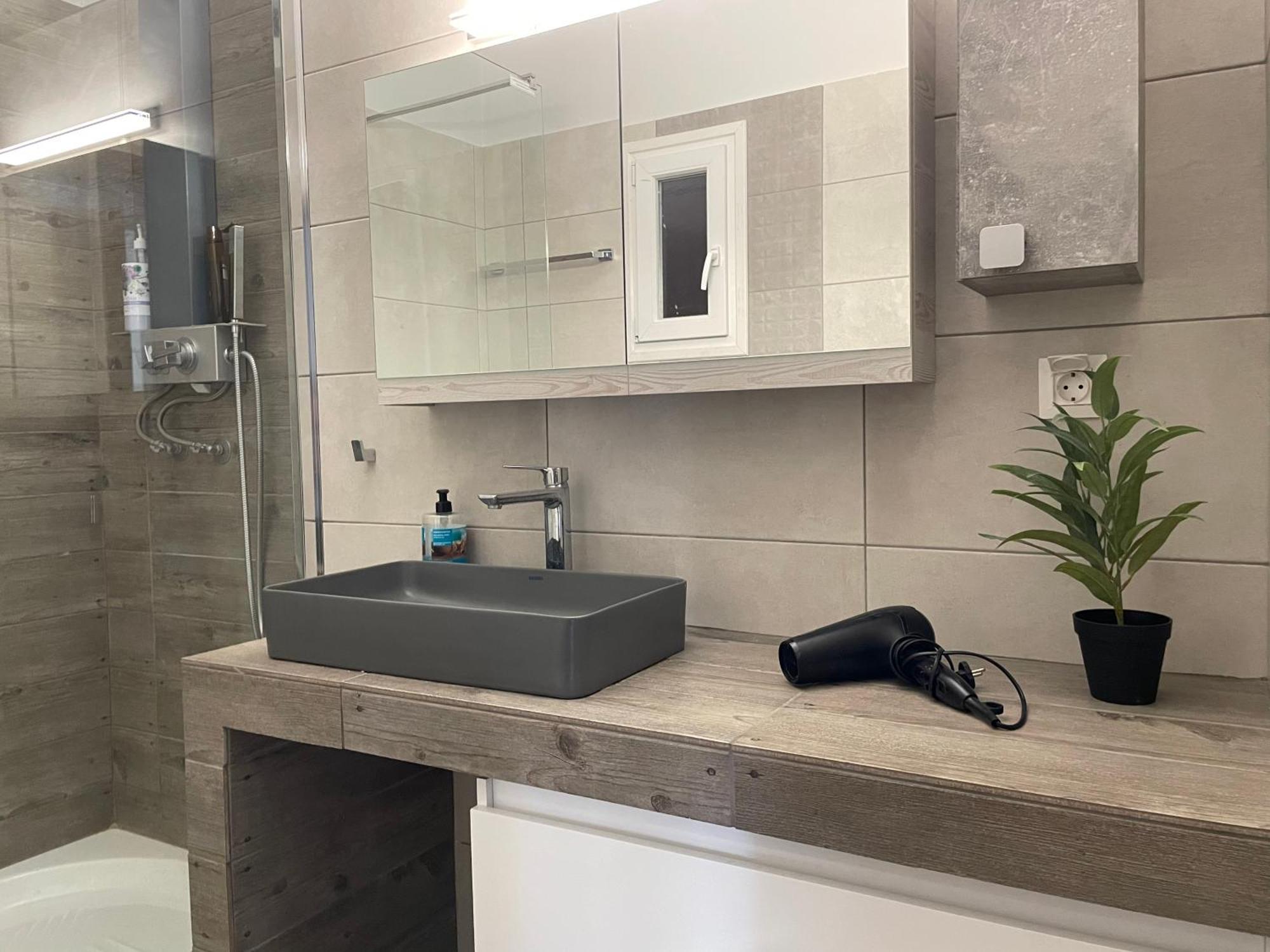Luxurious 4Th Floor Apartment With Elevator 알렉산드로폴리스 외부 사진